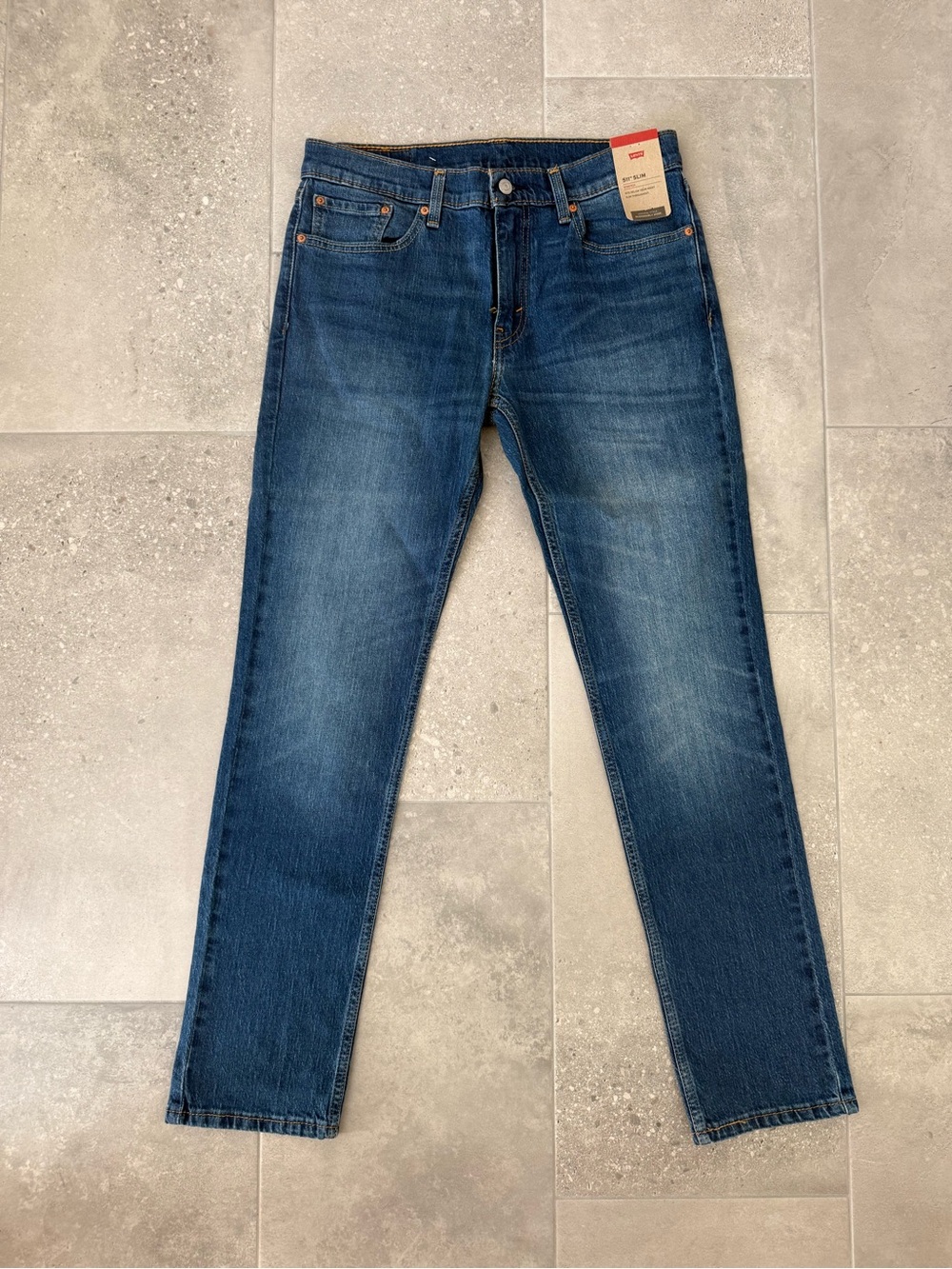 Levi's Men's Slim Straight Jeans - Medium Blue Wash